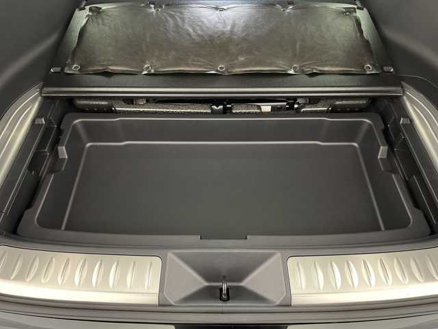 トヨタ ハリアー ハイブリッド Z レザーPKG ナイトシェード 岐阜県 2025(令7)年 0.1千km プレシャスブラックパール 登録済み未使用車/ナイトシェード特別仕様/調光パノラマルーフ/モデリスタエアロ＋マフラーカッター/ディスプレイオーディオプラス12.3インチ/JBLサウンド/LEDブラックレフ/フルセグ/BT/USB/Miracast/パノラミックビューモニター/ブラインドスポットモニター/デジタルインナーミラー/ビルトインETC/ワイヤレス充電/ヘッドアップディスプレイ/トヨタセーフティセンス/・プリクラッシュセーフティ/・レーダークルーズコントロール/・プロアクティブドライビングアシスト/リヤクロストラフィックアラート/リヤカメラディクション/パ-キングサポートブレーキ/純正19インチAW/本革ステアリング/ステアリングヒーター/本革シート/前席シートヒーター/エアベンチレーション/メモリーシート