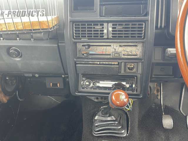 スズキ ジムニー 島根県 1995(平7)年 12.1万km 黒 成約車両につき落札不可/パワーステアリング/リフトアップ/オーバーフェンダー