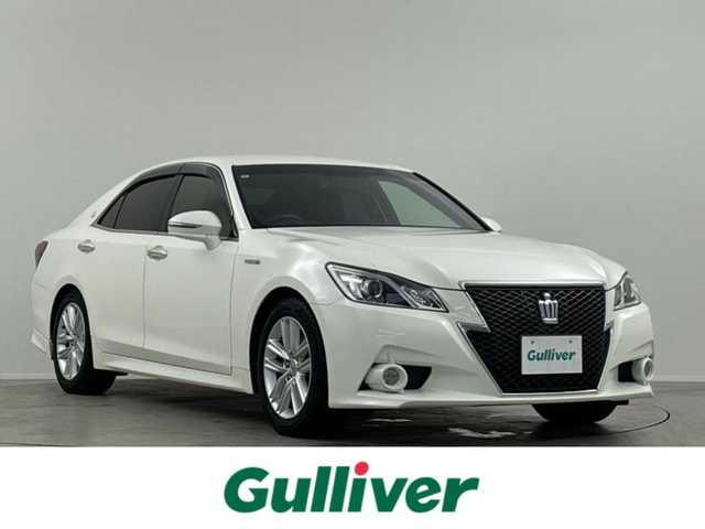 トヨタ クラウン ハイブリッド アスリートS 埼玉県 2013(平25)年 9.3万km ホワイトパールクリスタルシャイン 純正８型ナビ　温冷シート　Ｂカメラ　黒革　ＬＥＤヘッドライト　ビルトインＥＴＣ　前後ドライブレコーダー　パワーシート　クルーズコントロール　オートハイビーム　ＭＴモード付　フルセグ　ＢＴ　ＵＳＢ ミュージックサーバー　純正フロアマット　アイドリングストップ　スマートキー　プッシュスタート