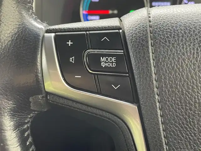 トヨタ クラウン ハイブリッド アスリートS 埼玉県 2013(平25)年 9.3万km ホワイトパールクリスタルシャイン 純正８型ナビ　温冷シート　Ｂカメラ　黒革　ＬＥＤヘッドライト　ビルトインＥＴＣ　前後ドライブレコーダー　パワーシート　クルーズコントロール　オートハイビーム　ＭＴモード付　フルセグ　ＢＴ　ＵＳＢ ミュージックサーバー　純正フロアマット　アイドリングストップ　スマートキー　プッシュスタート