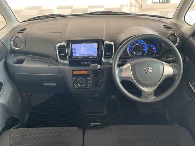 スズキ スペーシア カスタム GS 福井県 2014(平26)年 3.6万km パールホワイト カロッツェリア7インチメモリーナビ/フルセグTV/BT/DVD/CD/SD/ETC(ハローキティ)/オートライト/HIDヘッドライト/盗難防止装置/両側スライドドア/純正14インチアルミホイール/プッシュスタート/スマートキー/スペアキー/純正フロアマット/フォグランプ/純正ドアバイザー