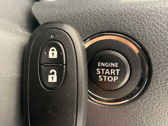 スズキ スペーシア カスタム GS 福井県 2014(平26)年 3.6万km パールホワイト カロッツェリア7インチメモリーナビ/フルセグTV/BT/DVD/CD/SD/ETC(ハローキティ)/オートライト/HIDヘッドライト/盗難防止装置/両側スライドドア/純正14インチアルミホイール/プッシュスタート/スマートキー/スペアキー/純正フロアマット/フォグランプ/純正ドアバイザー