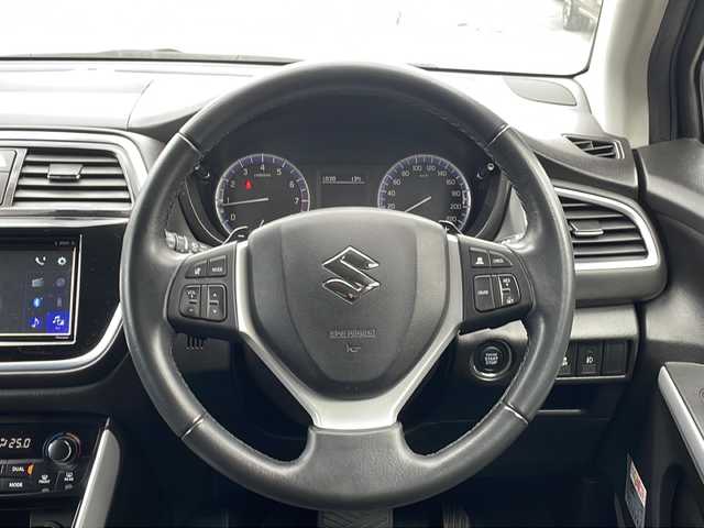 スズキ ＳＸ４ Ｓクロス 愛知県 2020(令2)年 3.9万km スフィアブルーパール /ワンオーナー//禁煙車//プッシュスタート//スマートキー×２//ETC//カロッツェリアディスプレイオーディオ(FH-8500DVS)//Bluetooth・CD・DVD・AM・FM//前後ドライブレコーダー//アダプティブクルーズコントロール//パドルシフト//ルーフレール//ウインカーミラー//LEDヘッドライト//オートライト・オートハイビーム//フォグランプ//横滑り防止機能//純正17インチアルミホイール//純正ドアバイザー//保証書・取扱説明書