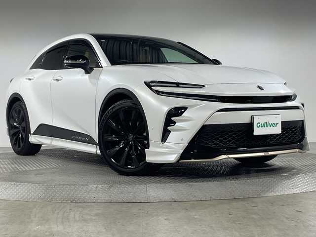 トヨタ クラウン スポーツ Z 神奈川県 2024(令6)年 0.8万km プレシャスホワイトパール 4WD/モデリスタスポイラー/パノラマルーフ/純正12.3型DA/ナビ/フルセグ　Bluetooth　USB　/パノラミックビューモニター/デジタルインナーミラー/PBD/HUD/パーキングアシスト/AC100Vコンセント/ワイヤレス充電/純正ビルトインETC2.0/純正前後ドライブレコーダー/セーフティセンス/レーダークルーズコントロール/レーンディパーチャーアラート/レーンチェンジアシスト/BSM/PCS/プロアクティブドライビングアシスト/フロント/リヤクロストラフィックアラート/後方車両検知/パーキングサポートブレーキ/安心降車アシスト/周辺車両接近時サポート/先行車発進告知機能/後退速度抑制/ロードサインアシスト/アドバンストドライブ/ドライバーモニター/ITSコネクト/ハイビームアシスト/前後ソナー/キャメル革シート/前席パワーシート/シートヒーター/ベンチレーション/運転席ポジションメモリー/革巻きステアリング/プッシュスタート/スマートキー/純正21インチAW/純正リアスポイラー/LEDヘッドランプ/ヘッドライトウォッシャー
