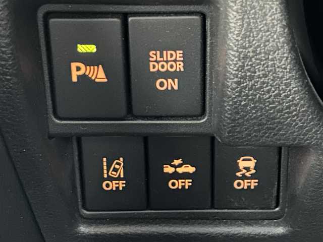 スズキ スペーシア ギア HYBRID XZターボ 愛知県 2022(令4)年 4.4万km デニムブルー ガンメタリック 2トーン /禁煙//純正ナビ/フルセグ/CD/DVD/BT/USB/ACP/AA///全方位カメラ/両側パワースライドドア//レーダークルーズコントロール/レーンキープアシスト//衝突軽減システム/前後誤発進/ふらつき警報//先行者発進告知/HUD/クリアランスソナー//オートリトラウィンカーミラー//シートヒーター//プッシュスタート/スマートキー//LEDヘッドライト/LEDフォグ//オートライト/オートハイビーム//革巻きステアリング/ステアリングスイッチ//パドルシフト//ビルトインETC/アイドリングストップ//横滑り防止システム//前席バニティミラー/ルーフレール//純正14インチAW//純正フロアマット/ドアバイザー//新車時保証書//取扱説明書//スペアスマートキー有