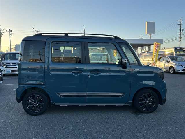 スズキ スペーシア ギア HYBRID XZターボ 愛知県 2022(令4)年 4.4万km デニムブルー ガンメタリック 2トーン /禁煙//純正ナビ/フルセグ/CD/DVD/BT/USB/ACP/AA///全方位カメラ/両側パワースライドドア//レーダークルーズコントロール/レーンキープアシスト//衝突軽減システム/前後誤発進/ふらつき警報//先行者発進告知/HUD/クリアランスソナー//オートリトラウィンカーミラー//シートヒーター//プッシュスタート/スマートキー//LEDヘッドライト/LEDフォグ//オートライト/オートハイビーム//革巻きステアリング/ステアリングスイッチ//パドルシフト//ビルトインETC/アイドリングストップ//横滑り防止システム//前席バニティミラー/ルーフレール//純正14インチAW//純正フロアマット/ドアバイザー//新車時保証書//取扱説明書//スペアスマートキー有