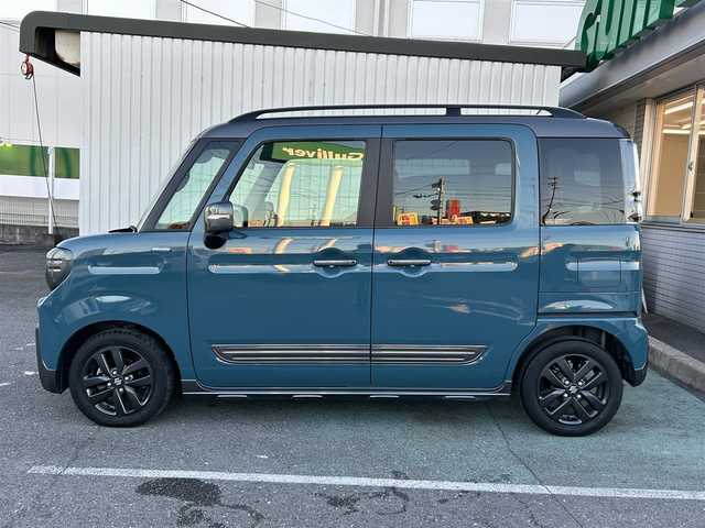 スズキ スペーシア ギア HYBRID XZターボ 愛知県 2022(令4)年 4.4万km デニムブルー ガンメタリック 2トーン /禁煙//純正ナビ/フルセグ/CD/DVD/BT/USB/ACP/AA///全方位カメラ/両側パワースライドドア//レーダークルーズコントロール/レーンキープアシスト//衝突軽減システム/前後誤発進/ふらつき警報//先行者発進告知/HUD/クリアランスソナー//オートリトラウィンカーミラー//シートヒーター//プッシュスタート/スマートキー//LEDヘッドライト/LEDフォグ//オートライト/オートハイビーム//革巻きステアリング/ステアリングスイッチ//パドルシフト//ビルトインETC/アイドリングストップ//横滑り防止システム//前席バニティミラー/ルーフレール//純正14インチAW//純正フロアマット/ドアバイザー//新車時保証書//取扱説明書//スペアスマートキー有
