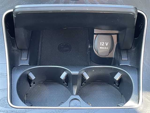 メルセデス・ベンツ Ｃ２００ アバンギャルド AMGライン 岐阜県 2014(平26)年 10.1万km オブシディアンブラック 純正ナビ/【Bluetooth．CD.DVD.TV】/レザーシート/パワーシート・シートメモリ付き/コーナーセンサー/シートヒーター/クルーズコントロール/バックカメラ/ドライブレコーダー/ETC/純正フロアマット/純正アルミホイール/ウィンカーミラー/電動格納ミラー/ドアバイザー/保証書/取扱説明書/スペアキー