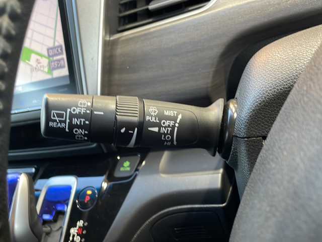 ホンダ フリード＋ ハイブリット G ホンダセンシング 静岡県 2019(令1)年 10万km ホワイトオーキッドパール 純正ナビ/CD/DVDAM/FM/フルセグTV/SD/Bluetooth/Apple Carplay/主要装備/・両側パワースライドドア　/・ドライブレコーダー　/・バックカメラ　/・ＥＴＣ　/・レーダークルーズコントロール　/・スマートキー　/・スペアキー　/・プッシュスタート　/・保証書　/・取扱説明書　/・レーンキープ　/・ＬＥＤライト/・フォグランプ/・ステアリングリモコン/・オートライト/・横滑り防止装置/・衝突軽減システム