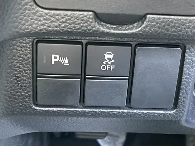 ホンダ Ｎ ＢＯＸ カスタム L ターボ 鹿児島県 2021(令3)年 4.1万km パール 純正ギャザーズナビ(WX-211C)/純正CD/ワンセグTV/バックカメラ/前後ドライブレコーダー/追従型クルーズコントロール/両側パワースライドドア/前席シートヒーター/ハーフレザーシート/純正フロアマット/後コーナーセンサー/オートライト/衝突軽減ブレーキ/レーンキープアシスト/純正15インチアルミ/LEDヘッドライト/電動格納ミラー/ライトレベライザー/ドアバイザー/取扱説明書