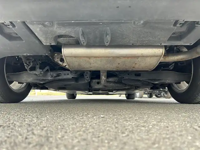 トヨタ プリウス Sセーフティプラス 宮城県 2018(平30)年 13.6万km スティールブロンドM Toyota Safety Sense/社外SDナビ/【CD・DVD・BT・フルセグTV】/バックカメラ/社外ドライブレコーダー/社外15インチAW/レーダークルーズコントロール/レーンディパーチャートアラート/オートハイビーム/横滑り防止装置/パーキングアシスト/コーナーセンサー/シートリフター/オートライト/LEDヘッドライト/フォグライト/スマートキー/ETC