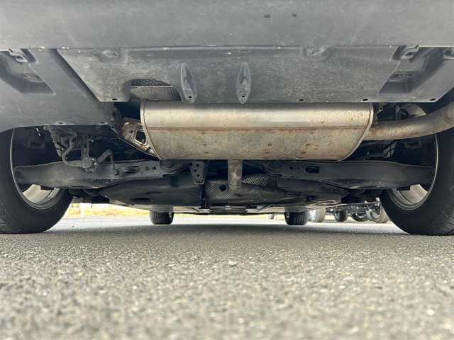 トヨタ プリウス Sセーフティプラス 徳島県 2018(平30)年 13.6万km スティールブロンドM (株)IDOMが運営する【じしゃロン徳島店】の自社ローン対象車両になります。こちらは現金ご利用時の価格です。自社ローンご希望の方は別途その旨お申付け下さい。/Toyota Safety Sense/社外SDナビ/【CD・DVD・BT・フルセグTV】/バックカメラ/社外ドライブレコーダー/社外15インチAW/レーダークルーズコントロール/レーンディパーチャートアラート/オートハイビーム/横滑り防止装置/パーキングアシスト/コーナーセンサー/シートリフター/オートライト/LEDヘッドライト/フォグライト/スマートキー/ETC