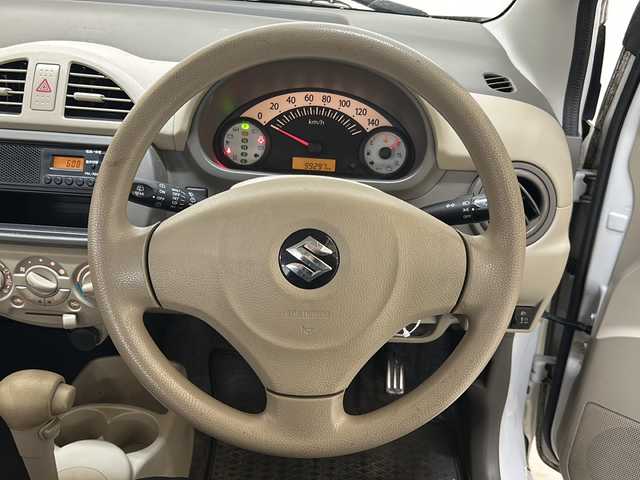 スズキ アルト VP 新潟県 2011(平23)年 10万km スペリアホワイト 純正スチールホイール/純正ラジオ/ヘッドランプレベライザー/社外マット/スペアキー