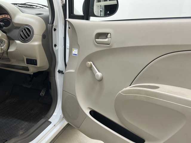 スズキ アルト VP 新潟県 2011(平23)年 10万km スペリアホワイト 純正スチールホイール/純正ラジオ/ヘッドランプレベライザー/社外マット/スペアキー