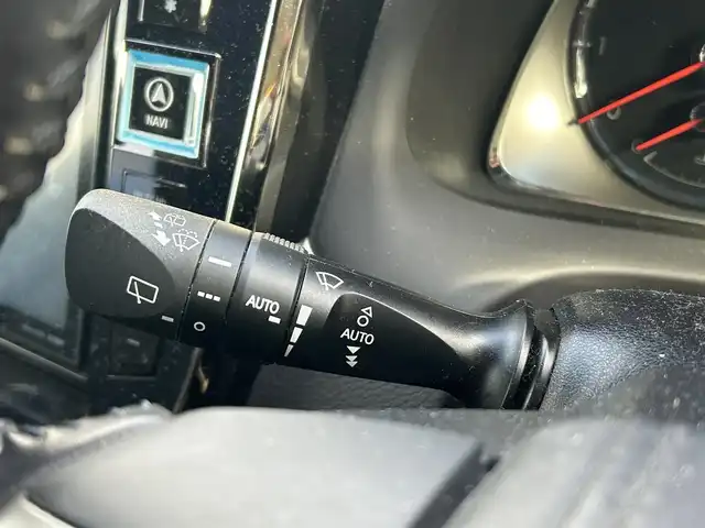 トヨタ ハリアー プレミアム 長崎県 2015(平27)年 11.5万km スパークリングブラックパールクリスタルシャイン ALPINE9インチナビ/CD/DVD/BT/フルセグTV/バックカメラ/本革シート/前席パワーシート/D席メモリーシート/前席シートヒーター/パワーバックドア/レーンキープアシスト/クルーズコントロール/モデリスタエアロ/オートマチックハイビーム/ビルトインETC