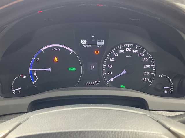 レクサス ＲＸ 450h バージョンL 兵庫県 2012(平24)年 10.9万km ホワイトパールクリスタルシャイン ・4WD/・純正HDDナビ＆フルセグ＆BT＆USB＆DVD/・バックカメラ/・サイドカメラ/・黒革シート/・前席シートヒーター/・前席シートベンチレーション/・前席パワーシート/・前席メモリーシート/・ステアリングヒーター/・ステアリングリモコン/・クルーズコントロール/・パワーバックドア/・ヘッドライトウォッシャー/・ヘッドアップディスプレイ/・スマートキー/・スペアキー/・プッシュスタート/・ビルトインETC/・横滑り防止装置