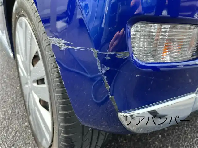 ダイハツ キャスト スタイル X SAⅡ 三重県 2016(平28)年 4.7万km ディープブルークリスタルマイカ デザインフィルムトップ(ホワイトルーフ)/ナビ（Bluetooth/地デジTV/AM/FM/CD/DVD/MSV/SD）/スマートアシスト２（衝突回避支援ブレーキ/衝突警報/車線逸脱警報/誤発進抑制制御/後方誤発進抑制制御/先行車発進お知らせ）/ハロゲンヘッドライト/オートライト/キーフリーシステム/プッシュスタート/スペアキー/アイボリー/グレーツートーンスエード調ファブリックシート/自発光式2連アナログメーター/マルチインフォメーションディスプレイ/レッドレンズリアコンビネーションランプ/ウレタン製ステアリングホイール/シフトノブ/オートエアコン/シルバーセンターパネル/無塗装オーディオパネル/無塗装エアコン吹出口ノブ/メッキサイドステップモール/リアスポイラー/メッキモール付リアバンパー/165/55Ｒ15タイヤ/15インチフルホイールキャップ