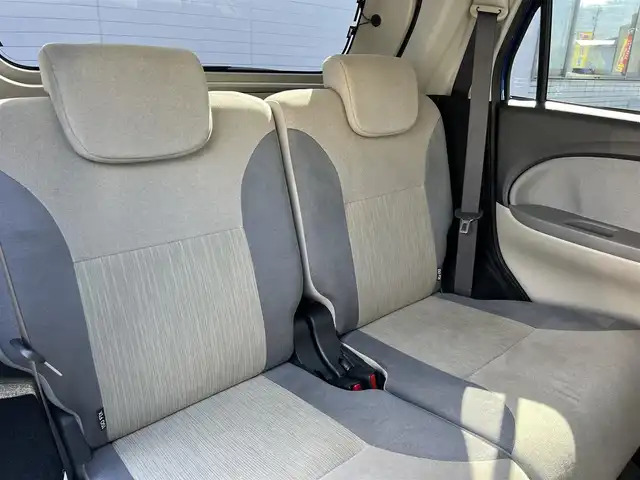 ダイハツ キャスト スタイル X SAⅡ 三重県 2016(平28)年 4.7万km ディープブルークリスタルマイカ デザインフィルムトップ(ホワイトルーフ)/ナビ（Bluetooth/地デジTV/AM/FM/CD/DVD/MSV/SD）/スマートアシスト２（衝突回避支援ブレーキ/衝突警報/車線逸脱警報/誤発進抑制制御/後方誤発進抑制制御/先行車発進お知らせ）/ハロゲンヘッドライト/オートライト/キーフリーシステム/プッシュスタート/スペアキー/アイボリー/グレーツートーンスエード調ファブリックシート/自発光式2連アナログメーター/マルチインフォメーションディスプレイ/レッドレンズリアコンビネーションランプ/ウレタン製ステアリングホイール/シフトノブ/オートエアコン/シルバーセンターパネル/無塗装オーディオパネル/無塗装エアコン吹出口ノブ/メッキサイドステップモール/リアスポイラー/メッキモール付リアバンパー/165/55Ｒ15タイヤ/15インチフルホイールキャップ