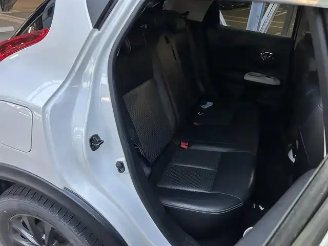 日産 ジューク 15RX プレミアムホワイトP 静岡県 2012(平24)年 11.5万km ブリリアントホワイトパール ユーザー買取車/純正ディーラーナビ/社外デジタルインナーミラー/社外AW/電動格納ミラー/ヘッドライトレベライザー