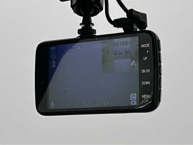 スズキ スペーシア X 宮城県 2016(平28)年 3.1万km シルキーシルバーメタリック 禁煙車/全方位カメラ/スズキセーフティーサポート/・デュアルカメラブレーキサポート/・ハイビームアシスト/・車線逸脱警報機能/・横滑り防止機能/スズキメーカーナビ/・BT.CD.USB.Ipod.AUX/フルセグテレビ/前席シートヒーター/前後ドライブレコーダー/片側パワースライドドア/ステアリングスイッチ/プッシュスタート/スマートキー/社外フロアマット/ドアバイザー/純正14インチスチールホイール/HIDヘッドライト/アイドリングストップ/社外14インチ冬タイヤ積込