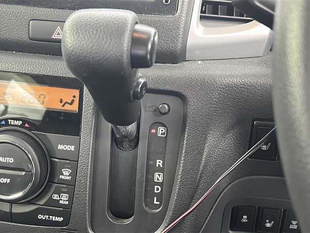 スズキ スペーシア X 宮城県 2016(平28)年 3.1万km シルキーシルバーメタリック 禁煙車/全方位カメラ/スズキセーフティーサポート/・デュアルカメラブレーキサポート/・ハイビームアシスト/・車線逸脱警報機能/・横滑り防止機能/スズキメーカーナビ/・BT.CD.USB.Ipod.AUX/フルセグテレビ/前席シートヒーター/前後ドライブレコーダー/片側パワースライドドア/ステアリングスイッチ/プッシュスタート/スマートキー/社外フロアマット/ドアバイザー/純正14インチスチールホイール/HIDヘッドライト/アイドリングストップ/社外14インチ冬タイヤ積込