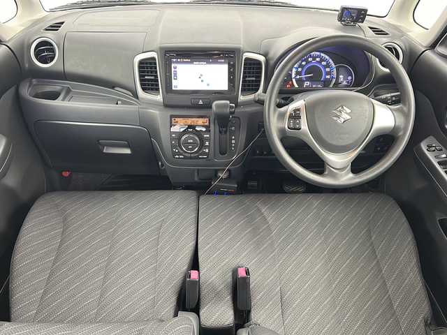 スズキ スペーシア X 宮城県 2016(平28)年 3.1万km シルキーシルバーメタリック 禁煙車/全方位カメラ/スズキセーフティーサポート/・デュアルカメラブレーキサポート/・ハイビームアシスト/・車線逸脱警報機能/・横滑り防止機能/スズキメーカーナビ/・BT.CD.USB.Ipod.AUX/フルセグテレビ/前席シートヒーター/前後ドライブレコーダー/片側パワースライドドア/ステアリングスイッチ/プッシュスタート/スマートキー/社外フロアマット/ドアバイザー/純正14インチスチールホイール/HIDヘッドライト/アイドリングストップ/社外14インチ冬タイヤ積込