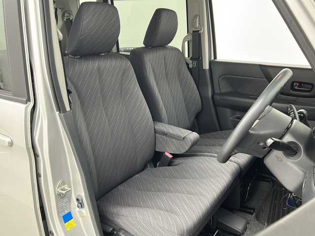 スズキ スペーシア X 宮城県 2016(平28)年 3.1万km シルキーシルバーメタリック 禁煙車/全方位カメラ/スズキセーフティーサポート/・デュアルカメラブレーキサポート/・ハイビームアシスト/・車線逸脱警報機能/・横滑り防止機能/スズキメーカーナビ/・BT.CD.USB.Ipod.AUX/フルセグテレビ/前席シートヒーター/前後ドライブレコーダー/片側パワースライドドア/ステアリングスイッチ/プッシュスタート/スマートキー/社外フロアマット/ドアバイザー/純正14インチスチールホイール/HIDヘッドライト/アイドリングストップ/社外14インチ冬タイヤ積込