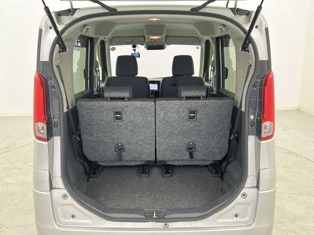 スズキ スペーシア X 宮城県 2016(平28)年 3.1万km シルキーシルバーメタリック 禁煙車/全方位カメラ/スズキセーフティーサポート/・デュアルカメラブレーキサポート/・ハイビームアシスト/・車線逸脱警報機能/・横滑り防止機能/スズキメーカーナビ/・BT.CD.USB.Ipod.AUX/フルセグテレビ/前席シートヒーター/前後ドライブレコーダー/片側パワースライドドア/ステアリングスイッチ/プッシュスタート/スマートキー/社外フロアマット/ドアバイザー/純正14インチスチールホイール/HIDヘッドライト/アイドリングストップ/社外14インチ冬タイヤ積込