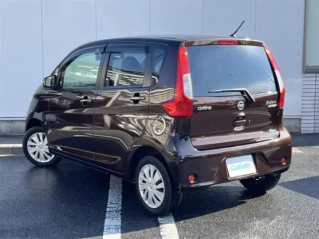 日産 デイズ X ボレロ 三重県 2016(平28)年 4.5万km モカブラウンP アラウンドビューカメラ/純正ナビ（Bluetooth/AM/FM/地デジTV/CD）/ETC/安全装備（ＶＤＣ/エマージェンシーブレーキ/踏み間違い衝突防止アシスト/ヒルスタートアシスト）/「Bolero」「AUTECH」エンブレム/ホワイト/レッド2トーン合皮シート/シートリフター（運転席）/シートバックポケット（助手席）/シートアンダーボックス（助手席）/レッドクロス貼ドアトリム/純正フロアマット/インテリジェントキー/プッシュスタート/スペアキー/オートエアコン/シルバー加飾付ピアノブラック調センターパネル/メッキシフトノブボタン/シルバー加飾付ベージュウレタン製ステアリングホイール/チルトステアリング