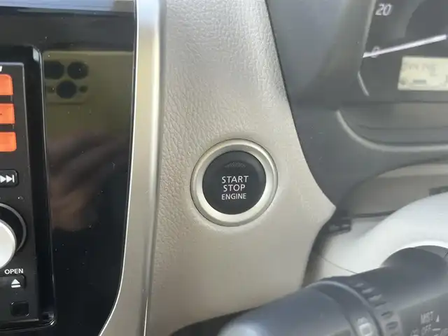 日産 デイズ X ボレロ 三重県 2016(平28)年 4.5万km モカブラウンP アラウンドビューカメラ/純正ナビ（Bluetooth/AM/FM/地デジTV/CD）/ETC/安全装備（ＶＤＣ/エマージェンシーブレーキ/踏み間違い衝突防止アシスト/ヒルスタートアシスト）/「Bolero」「AUTECH」エンブレム/ホワイト/レッド2トーン合皮シート/シートリフター（運転席）/シートバックポケット（助手席）/シートアンダーボックス（助手席）/レッドクロス貼ドアトリム/純正フロアマット/インテリジェントキー/プッシュスタート/スペアキー/オートエアコン/シルバー加飾付ピアノブラック調センターパネル/メッキシフトノブボタン/シルバー加飾付ベージュウレタン製ステアリングホイール/チルトステアリング