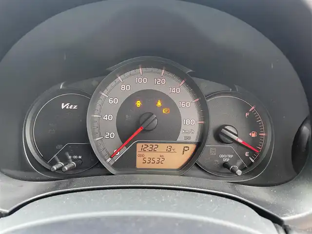 トヨタ ヴィッツ F LEDエディション 福島県 2016(平28)年 5.4万km ホワイトパールクリスタルシャイン 4WD/純正メモリーナビ/CD/SD/BT/ワンセグTV/純正エンジンスターター/バックカメラ/ビルトインETC/ドライブレコーダー/オートライト/LEDヘッドライト/プッシュスタート/ドアバイザー/フロアマット