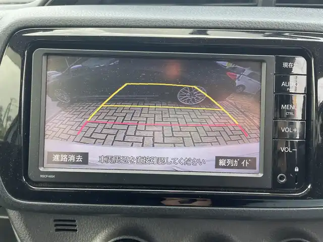 トヨタ ヴィッツ F LEDエディション 福島県 2016(平28)年 5.4万km ホワイトパールクリスタルシャイン 4WD/純正メモリーナビ/CD/SD/BT/ワンセグTV/純正エンジンスターター/バックカメラ/ビルトインETC/ドライブレコーダー/オートライト/LEDヘッドライト/プッシュスタート/ドアバイザー/フロアマット