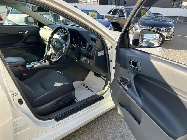 トヨタ マークＸ 250GリラックスセレブラックLTD 和歌山県 2011(平23)年 6.7万km ホワイトパールクリスタルシャイン 社外HDDナビ(ワンセグTV/FM/AM/CD/DVD/HDD/Bluetooth/SD)/バックカメラ/ETC/前後ドライブレコーダー/横滑り防止装置/スポーツモード/スノーモード/前席パワーシート/オートライト/オートウィンドウ/フォグランプ/純正アルミホイール/純正フロアマット/純正ドアバイザー/取扱説明書/保証書