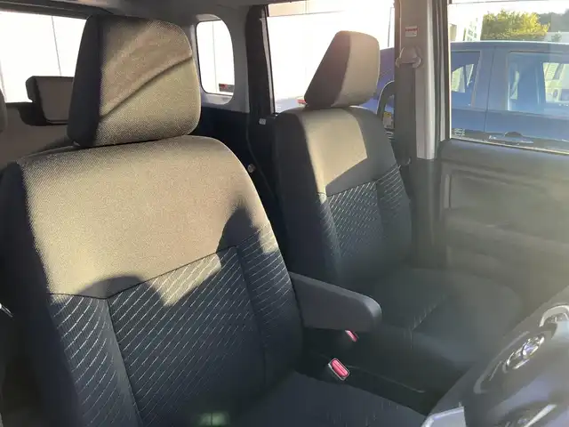 トヨタ ルーミー G－T 三重県 2019(平31)年 1.4万km パールホワイトⅢ ターボ/純正ナビ(Bluetooth/CD/SD/TV/AM/FM)/パノラミックビュー/ETC/パワースライドドア(運転席側/助手席側)/クルーズコントロール/スマートアシスト3(衝突回避支援ブレーキ/衝突警報/車線逸脱警報/誤発進抑制制御/先行車発進お知らせ機能/オートハイビーム/コーナーセンサー)/オートライト/カラーマルチインフォメーションディスプレイ/アームレスト(運転席)/シートアンダートレイ(助手席)/キーフリーシステム/ステアリングスイッチ/スペアキー