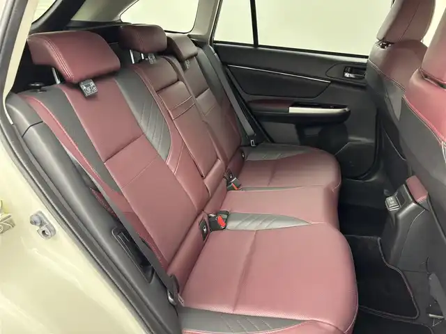 スバル レヴォーグ 1．6STIスポーツアイサイト 福岡県 2018(平30)年 7.7万km パール 純正ナビ/フルセグTV/BT/デジタルルームミラー　/ＥＴＣ　/バックカメラ　/レーダークルーズコントロール　/ＢＳＭ　/衝突軽減被害システム　/レーンキープ　/シートヒーター　/パワーシート　/パドルシフト　/純正１８インチＡＷ　/ＬＥＤ