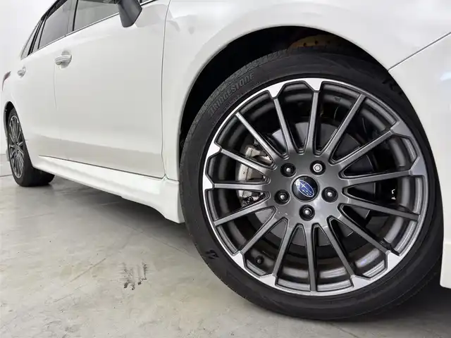 スバル レヴォーグ 1．6STIスポーツアイサイト 福岡県 2018(平30)年 7.7万km パール 純正ナビ/フルセグTV/BT/デジタルルームミラー　/ＥＴＣ　/バックカメラ　/レーダークルーズコントロール　/ＢＳＭ　/衝突軽減被害システム　/レーンキープ　/シートヒーター　/パワーシート　/パドルシフト　/純正１８インチＡＷ　/ＬＥＤ