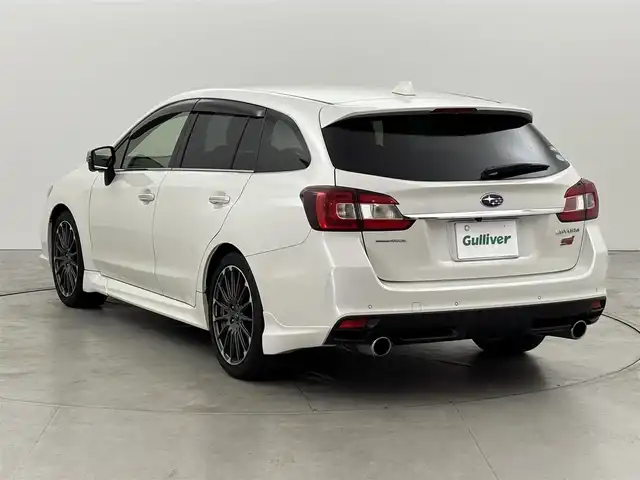 スバル レヴォーグ 1．6STIスポーツアイサイト 福岡県 2018(平30)年 7.7万km パール 純正ナビ/フルセグTV/BT/デジタルルームミラー　/ＥＴＣ　/バックカメラ　/レーダークルーズコントロール　/ＢＳＭ　/衝突軽減被害システム　/レーンキープ　/シートヒーター　/パワーシート　/パドルシフト　/純正１８インチＡＷ　/ＬＥＤ