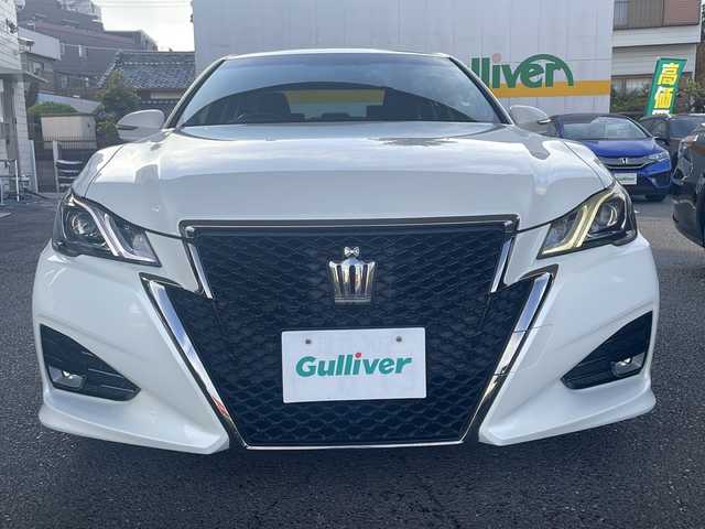 トヨタ クラウン アスリート S-T 東京都 2016(平28)年 7.6万km ホワイトパールクリスタルシャイン ワンオーナー/TコネクトSDナビゲーションシステム/・地デジTV/・Blu-ray/・DVD/・CD/・USB/AUX端子/・音声ガイダンス付バックガイドモニター/バックカメラ/クルーズコントロール/パワーシート（運転席/助手席）/ボディ同色ドアミラー（電動オート格納機能/ヒーター）/雨滴感応式オートワイパー/革巻きステアリング/パドルシフト/電動チルト/ナノイー付左右独立温度調整オートエアコン/エアコン吹出口スイング機能/ブラックファブリックシート/スマートエントリー/スタートシステム/新車時保証書/取扱説明書