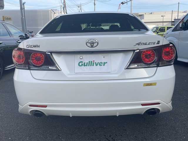 トヨタ クラウン アスリート S-T 東京都 2016(平28)年 7.6万km ホワイトパールクリスタルシャイン ワンオーナー/TコネクトSDナビゲーションシステム/・地デジTV/・Blu-ray/・DVD/・CD/・USB/AUX端子/・音声ガイダンス付バックガイドモニター/バックカメラ/クルーズコントロール/パワーシート（運転席/助手席）/ボディ同色ドアミラー（電動オート格納機能/ヒーター）/雨滴感応式オートワイパー/革巻きステアリング/パドルシフト/電動チルト/ナノイー付左右独立温度調整オートエアコン/エアコン吹出口スイング機能/ブラックファブリックシート/スマートエントリー/スタートシステム/新車時保証書/取扱説明書