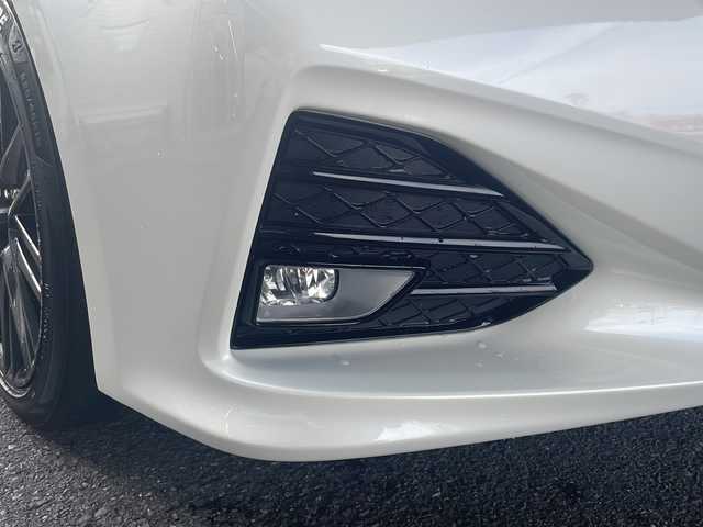 トヨタ クラウン アスリート S-T 東京都 2016(平28)年 7.6万km ホワイトパールクリスタルシャイン ワンオーナー/TコネクトSDナビゲーションシステム/・地デジTV/・Blu-ray/・DVD/・CD/・USB/AUX端子/・音声ガイダンス付バックガイドモニター/バックカメラ/クルーズコントロール/パワーシート（運転席/助手席）/ボディ同色ドアミラー（電動オート格納機能/ヒーター）/雨滴感応式オートワイパー/革巻きステアリング/パドルシフト/電動チルト/ナノイー付左右独立温度調整オートエアコン/エアコン吹出口スイング機能/ブラックファブリックシート/スマートエントリー/スタートシステム/新車時保証書/取扱説明書