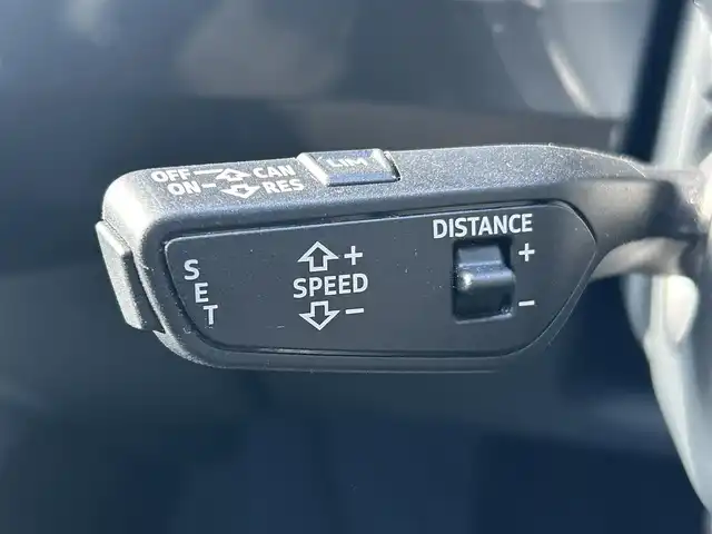 アウディ Ｑ７ 2.0TFSIクワトロ アダプティブエアサス Sライン 福岡県 2018(平30)年 6.5万km ディープブラックパールエフェクト パノラマスライディングルーフ/アダプティブクルーズコントロール/ブラインドスポットモニター/レーンキープアシスト/バーチャルコックピット　/黒革シート/シートヒーター　/純正ナビ　/全方位カメラ　/フルセグTV/Bluetooth/LEDライト/オートハイビーム/パワーバックドア　/エアサスペンション/純正20インチアルミホイール/ETC2.0