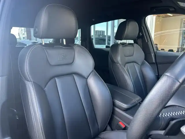 アウディ Ｑ７ 2.0TFSIクワトロ アダプティブエアサス Sライン 福岡県 2018(平30)年 6.5万km ディープブラックパールエフェクト パノラマスライディングルーフ/アダプティブクルーズコントロール/ブラインドスポットモニター/レーンキープアシスト/バーチャルコックピット　/黒革シート/シートヒーター　/純正ナビ　/全方位カメラ　/フルセグTV/Bluetooth/LEDライト/オートハイビーム/パワーバックドア　/エアサスペンション/純正20インチアルミホイール/ETC2.0