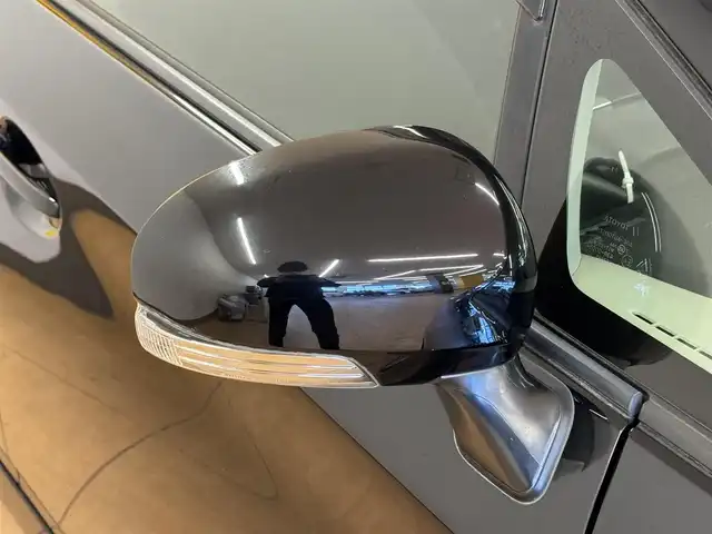 トヨタ プリウス S 群馬県 2013(平25)年 7.9万km ブラック モデリスタ/社外7インチナビ/・フルセグTV/・DVD/CD/SD/USB/・FM/AM/ETC/ステアリングスイッチ/スマートキー/プッシュスタート/LEDヘッドライト/オートライト/純正17インチAW/純正フロアマット/純正ドアバイザー/電動格納ウィンカーミラー/横滑り防止機能