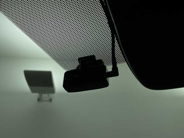 トヨタ ノア ハイブリッド S－Z 鹿児島県 2025(令7)年 0.4万km ホワイトパールクリスタルシャイン 純正ナビ/パノラマビューモニター/シートヒーター/ＣＤ/ＤＶＤ/ＨＤＭＩ/フルセグテレビ/BSM/オットマン/レーダークルーズコントロール/オートライト/プリクラッシュセーフティ/ＥＴＣ2/0/ハーフレザーシート/レーンキープ/パワーバックドア/オートハイビーム/両側パワースライドドア