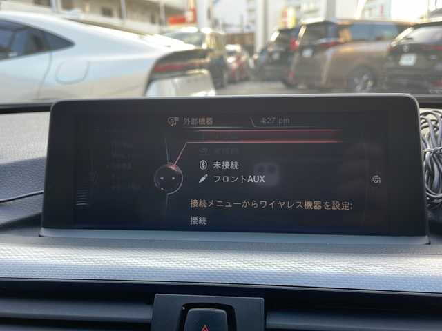 ＢＭＷ ３２８ｉ Mスポーツ 兵庫県 2014(平26)年 5.1万km サファイアブラックP 純正ナビ/　CD/DVD/Bluetooth/USB/AUX/ワンセグテレビ（走行中視聴可）/純正ビルトインETC/前後ドライブレコーダー/パワーステアリング/パワーウインドウ/エンジンスタートボタン/MTモード付AT/パーキングアシスト/アイドリングストップ/アンチロック・ブレーキ・システム/パワーシート（D+N席）/後方コーナーセンサー/横滑り防止装置/盗難防止装置/パドルシフト/シートメモリー/フォグランプ/保証書/取り扱い説明書