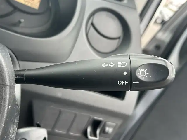 ダイハツ ミラ TX 岡山県 2012(平24)年 5万km ブライトシルバーメタリック 登録時走行距離49986km/純正オーディオ/ヘッドライトレベライザー/リモコンキー/保証書・取扱説明書