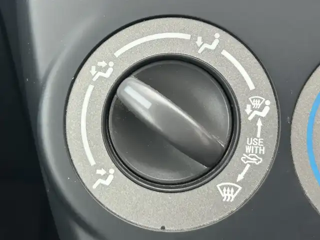 ダイハツ ミラ TX 岡山県 2012(平24)年 5万km ブライトシルバーメタリック 登録時走行距離49986km/純正オーディオ/ヘッドライトレベライザー/リモコンキー/保証書・取扱説明書