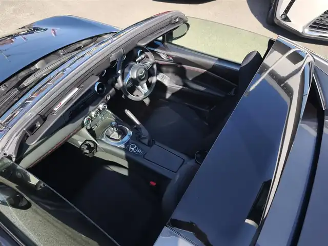 マツダ ロードスター ＲＦ S 熊本県 2019(令1)年 3.3万km マシーングレープレミアムM ワンオーナー/純正ナビ/【フルセグTV/Bluetooth/CD/DVD】/バックカメラ/スマートシティブレーキサポート/車線逸脱警報システム/ドライバーアテンションアラート/ブラインドスポットモニタリングシステム/クルーズコントロール/コーナーセンサー/交通標識認識システム/純正17インチAW/オートLEDライト/オートハイビーム/革巻きステアリング/ステアリングスイッチ/ドライブレコーダー/純正フロアマット/シートヒーター/横滑り防止装置/ABS/盗難防止装置