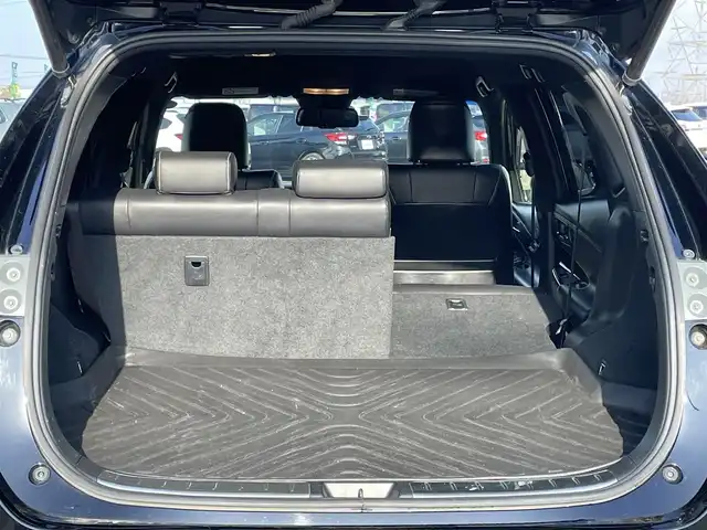 トヨタ ハリアー ハイブリッド プレミアム アドバンスドP 道央・札幌 2014(平26)年 11.4万km ブラック ４WD/純正SDナビ/AM/FM/BT/CD/SD/フルセグ/トヨタセーフティセンス/衝突被害軽減ブレーキ/横滑り防止装置/レーダークルーズコントロール/レーンキープアシスト/クリアランスソナー/バックカメラ/サイドカメラ/フロントカメラ/全方位カメラ/アラウンドビューモニター/ビルトインETC/アイドリングストップ/EVMODE/ECOMODE/パワーバックドア/D席パワーシート/レザーシート/革巻きステアリング/ステアリングリモコン/自動防眩ミラー/MTモード付AT/プッシュスタート/スマートキー/LEDヘッドライト/オートライト/オートマチックハイビーム/フォグランプ/電動格納ミラー/ウィンカーミラー/純正フロアマット/ドアバイザー/純正AW付夏タイヤ積込/235/55/R18/2022年/山5mm