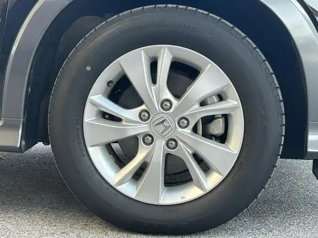 ホンダ ヴェゼル ハイブリッド X 滋賀県 2014(平26)年 7.7万km クリスタルブラックパール 純正メーカーナビ/（FM/AM/CD/DVD/TV/Bluetooth/USB/ipod//HDMI）/シティブレーキアクティブシステム/車両接近通報装置/バックカメラ/ETC/横滑り防止装置/ドライブレコーダー前後/ステアリングスイッチ/ハンズフリーフォン/ECON/プッシュスタート/スマートキー/電子パーキング/ブレーキホールド/SPORTモード/オートエアコン/オートライト/フロントフォグ/純正フロアマット/電動格納ミラー/パドルシフト